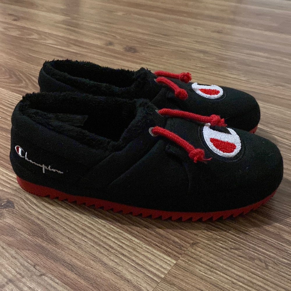 Size 5Y- Champion Slippers